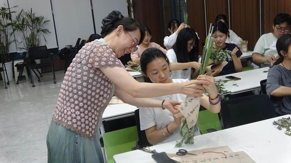 eb74fe05d636d435f2cf612efb49a3b4